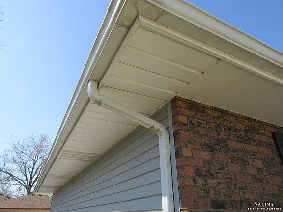 4th image of 606 Post Oak Ln