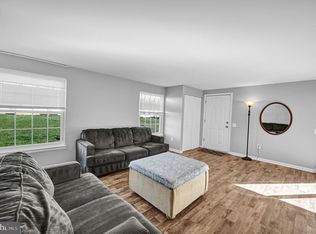 48 Ewing Dr #D, Reisterstown, MD 21136