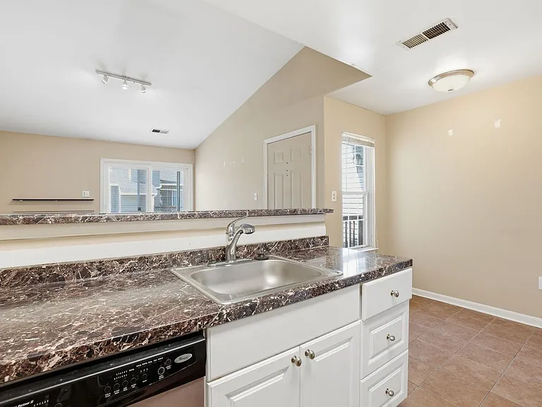 8633 Beekman Pl #33D — Photo 13