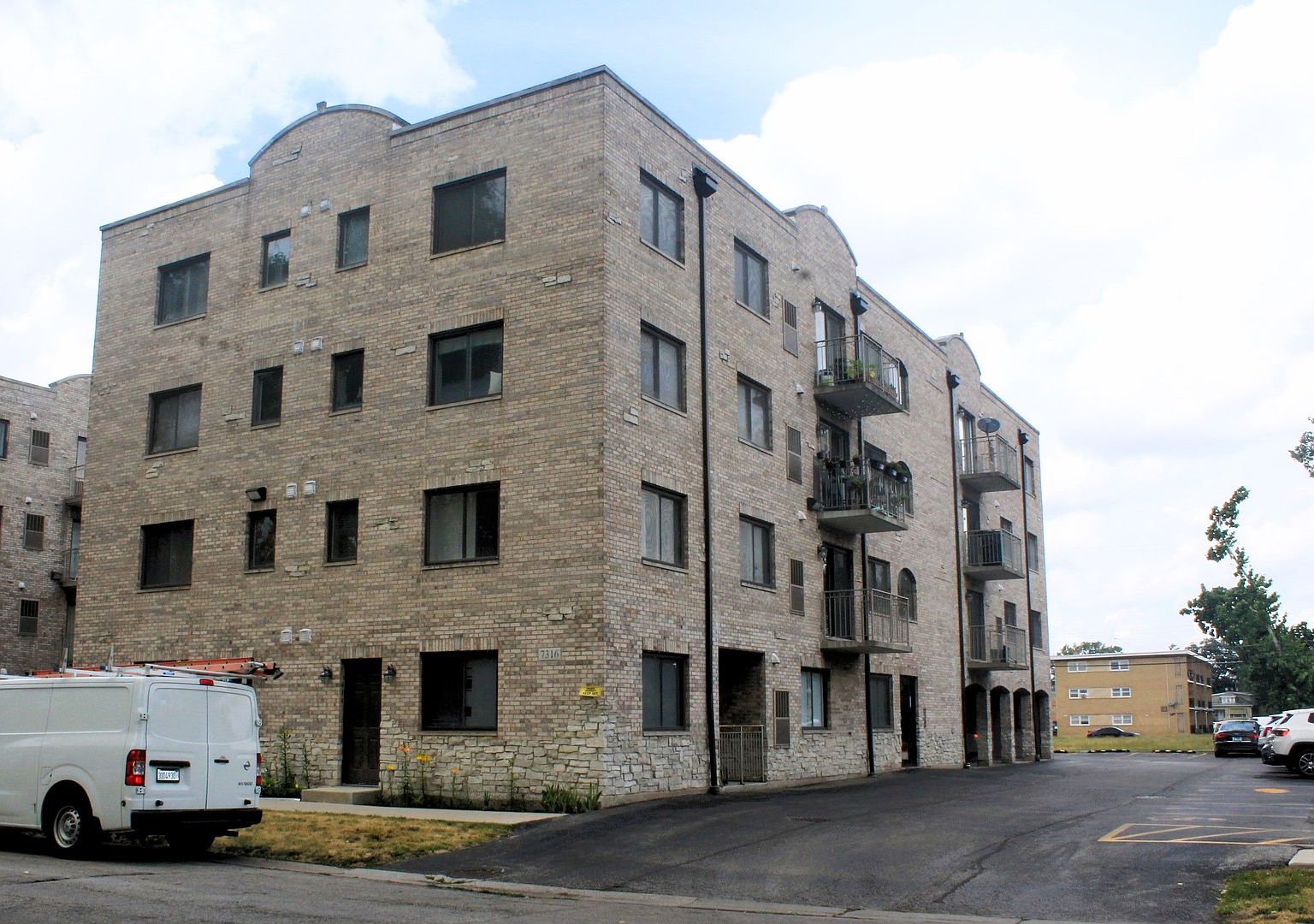 7316 40th St APT 2D, Lyons, IL 60534 MLS 11817154 Zillow