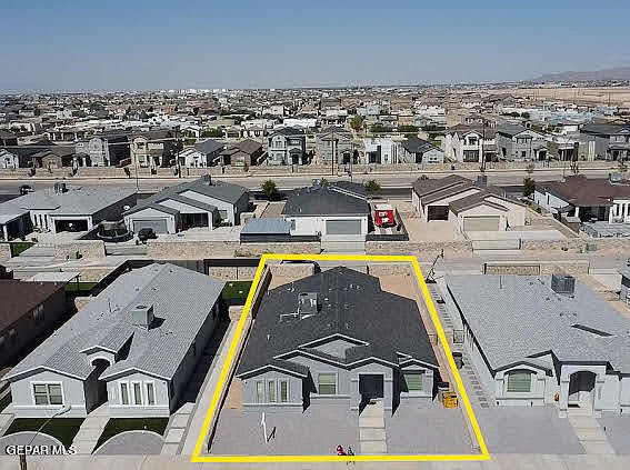 3rd image of 14913 Tierra Isaiah Ave