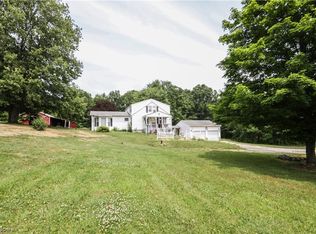 9001 Tallmadge Rd, Diamond, OH 44412