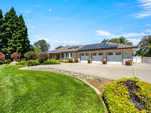 10707 Rolling Oaks Ct, Auburn, CA 95602