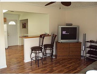 2nd image of 307 Teri St