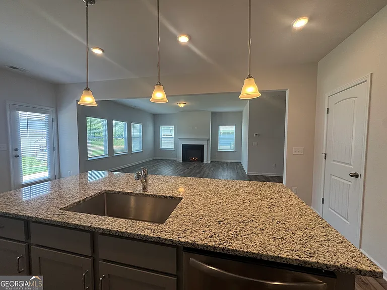 124 Sycamore Ln — Photo 12
