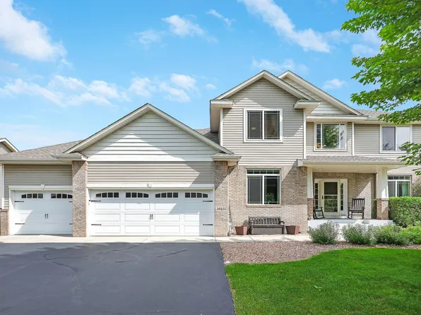 10425 Vera Cruz Dr N, Brooklyn Park, MN 55443