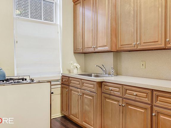 5th image of 3740 85th St APT 42