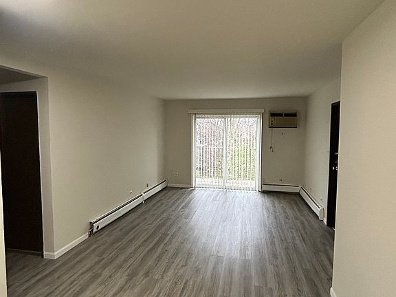 5th image of 704 Court Of Birch APT 5