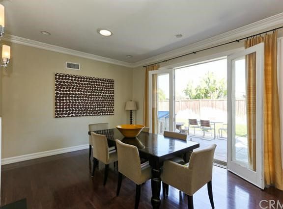 5th image of 2560 Oxford Ln