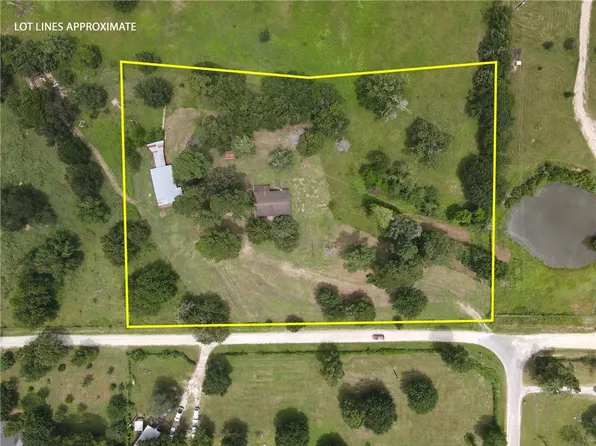 6421 County Road 206, Plantersville, TX 77363