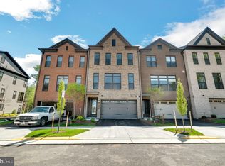 4557 Plateau Dr, Fairfax, VA 22030