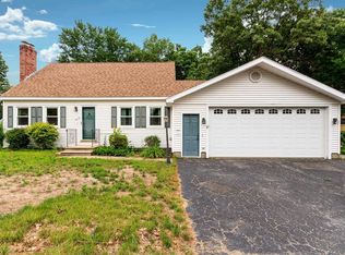 7 Wilmington St, Nashua, NH 03062