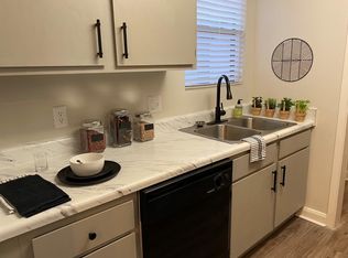5050 Tanglewood Ln #WC-401, Odessa, TX 79762