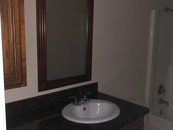 4th image of 169 Briarfield Ave APT 1