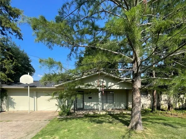402 S Cherry St, Sallisaw, OK 74955