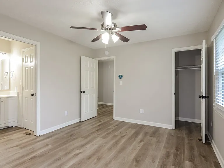 7352 Southern Lakes Dr — Photo 9