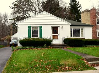 371 Colebourne Rd, Rochester, NY 14609