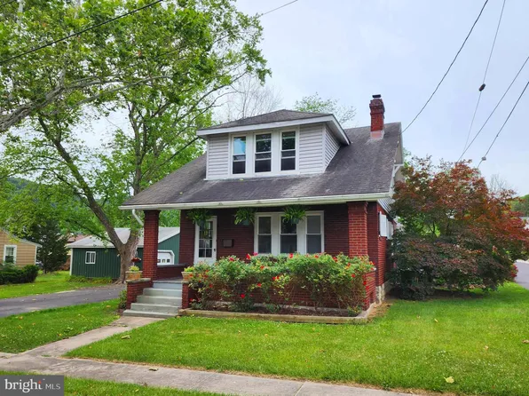 4 N Woodlawn Ave, Lavale, MD 21502