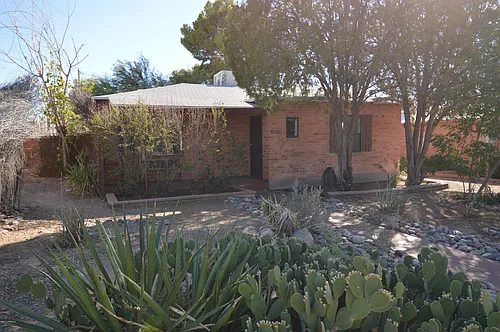 1708 E Spring St Photo 1