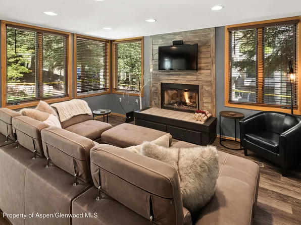 135 Carriage Way #10, Snowmass Village, CO 81615