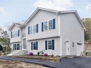 62 Progress St, Lincoln, RI 02865