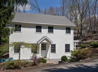 5 Line St, Chatham, NY 12037