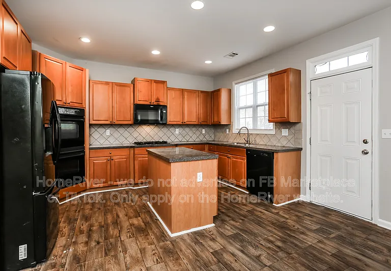 3150 Summit Crst SW — Photo 5