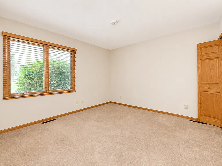 1839 Kerrybrook Ct — Photo 12