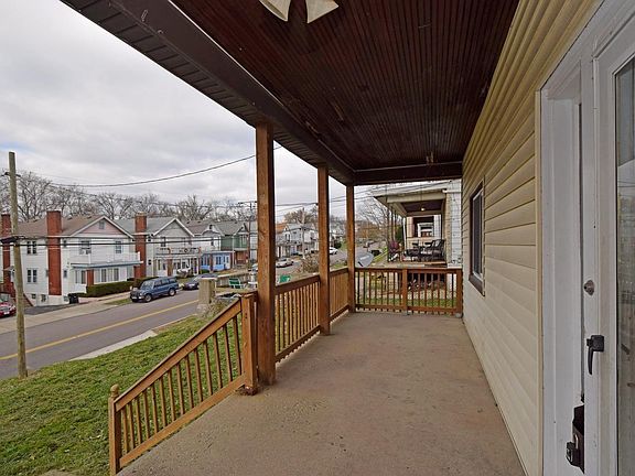 3rd image of 608 Trenton Ave