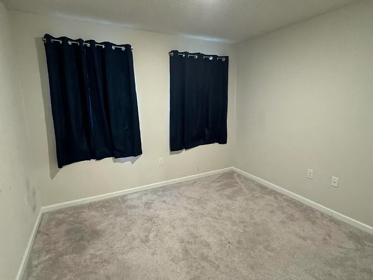 5984 Creekside Crossing Dr — Photo 14