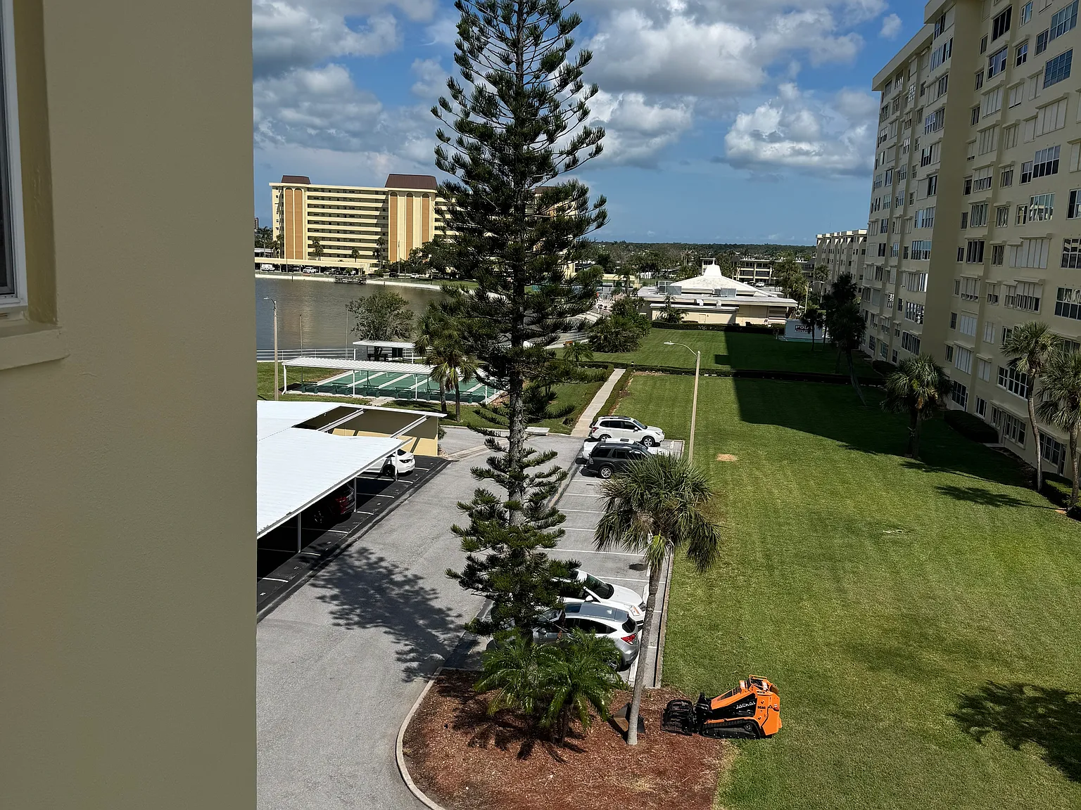 1 bed, 860 sqft, $2,500 — Photo 4