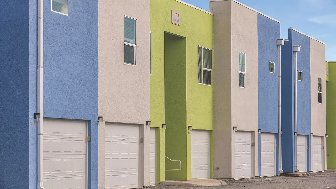 The Nolen Luxury Apartments — Photo 2