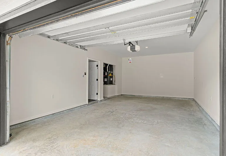 751 Amos St #B — Photo 21