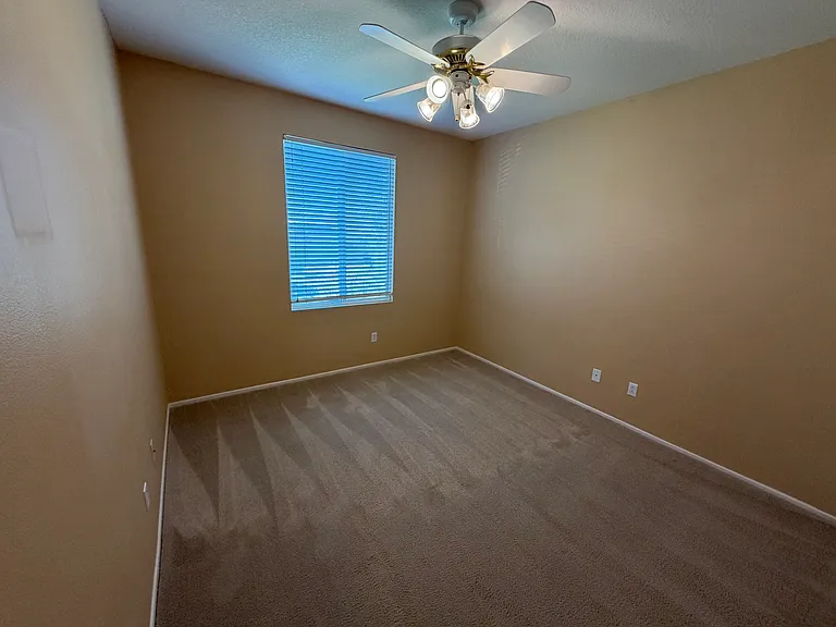 5552 Las Brisas Ter — Photo 16