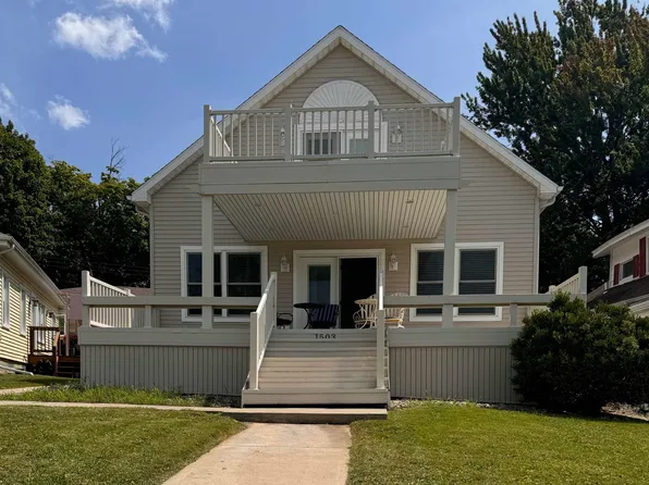 1503 Park Ave, Winona Lake, IN 46590