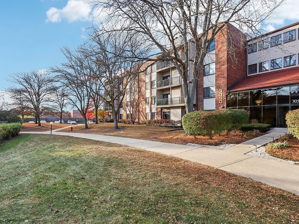 1st image of 3050 Pheasant Creek Dr APT 302