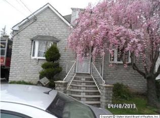 53 Behan Ct, Staten Island, NY 10306