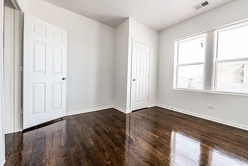 7800 S Ashland Ave 1607-09 W 78th Chicago, IL 60620 Photo 1