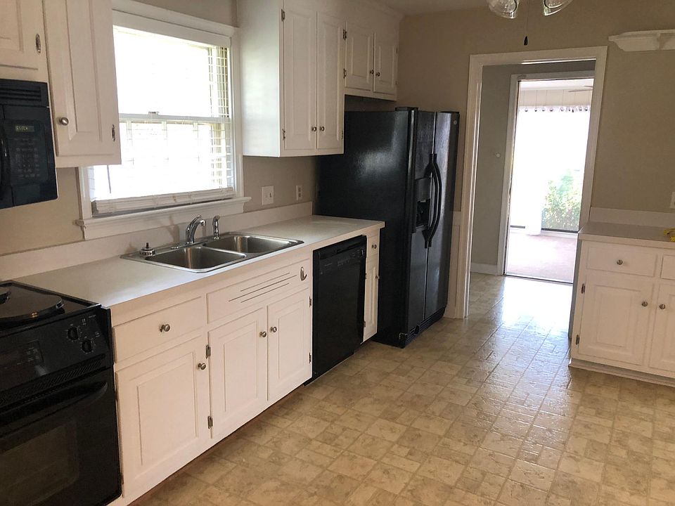 1st image of 7374 Charlbury Cir