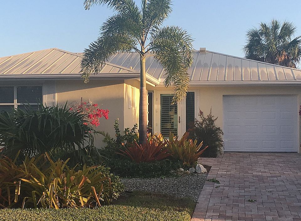 1st image of 750 Sand Dollar Dr