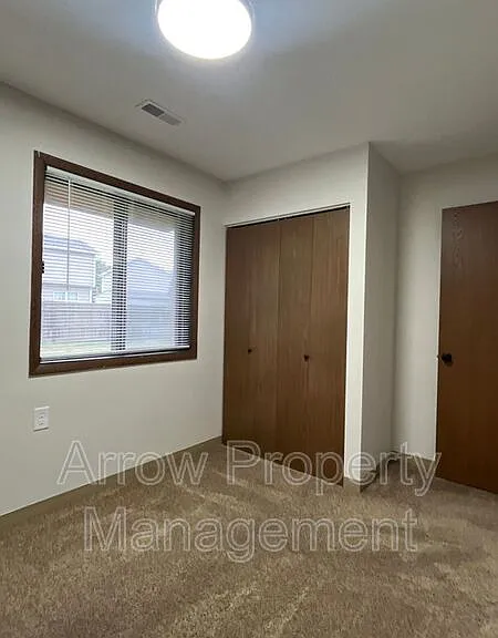 11141 N 137th St #61 — Photo 7