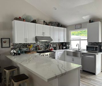 1409 Darwin Dr, Oceanside, CA, 92056