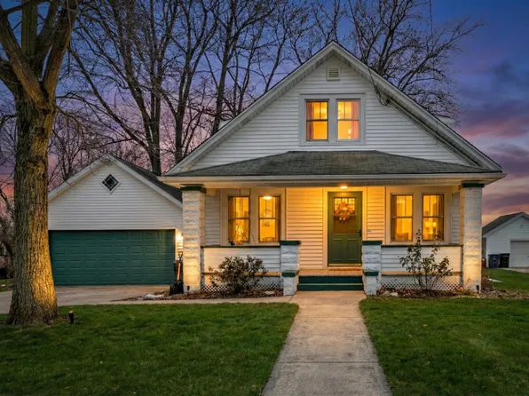 118 Crescent Ave, East Peoria, IL 61611