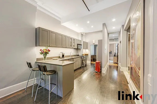 Sold by Link NY Realty | media 6