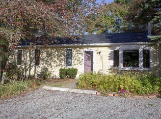 17 Tarpon Ln, Charlestown, RI 02813