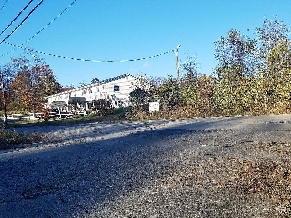 2nd image of 12295 Maple St