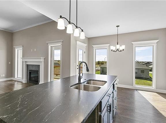 4th image of 3706 NE 91st St