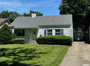 2404 S Whittier Ave, Springfield, IL 62704