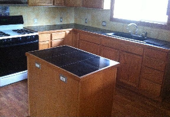 3rd image of 355 Palm Ave