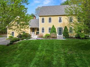 417 Linebrook Rd, Ipswich, MA 01938